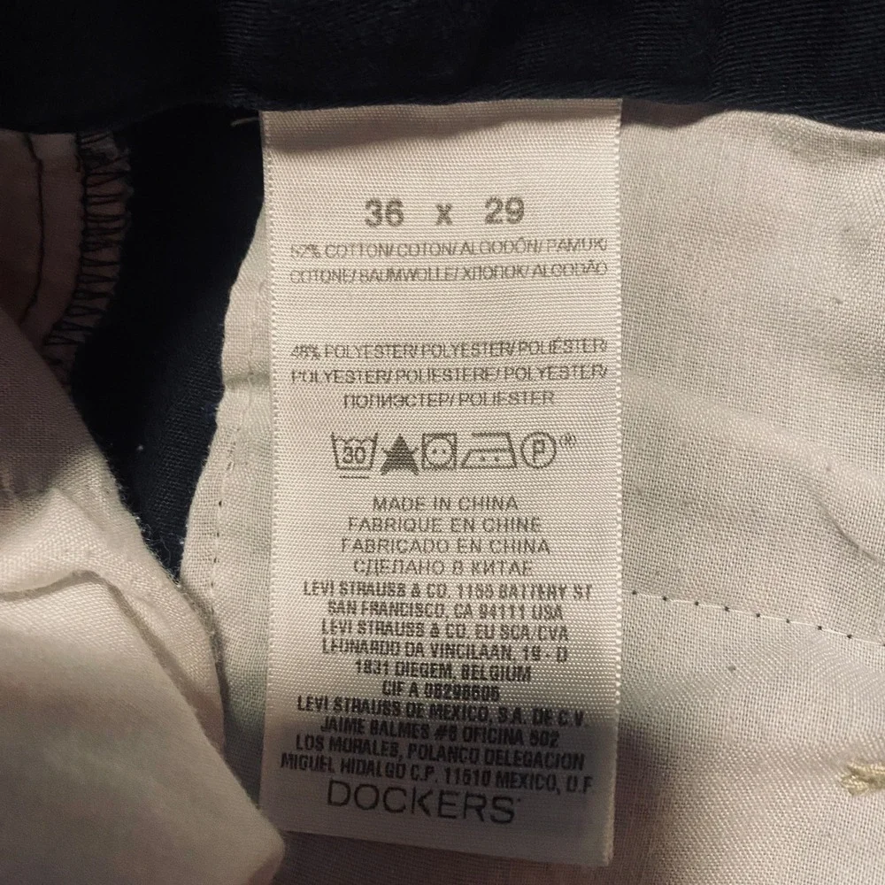 Dockers D4 Relaxed Fit Mens 36x29 Navy Blue Pleated Cuffed Chino Pants